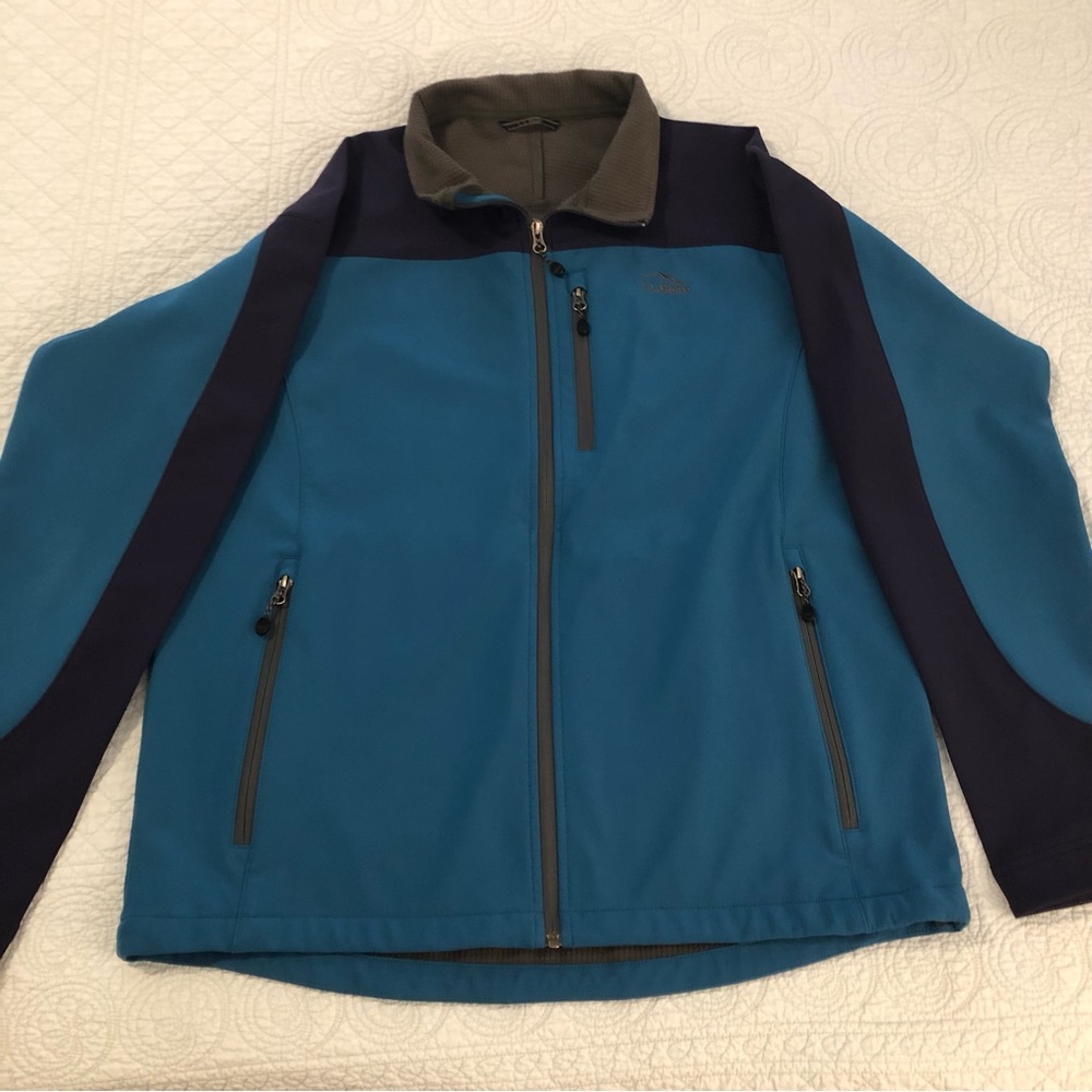 Ll Bean Pathfinder Soft Shell Jacket. Size Xlt. - image 1
